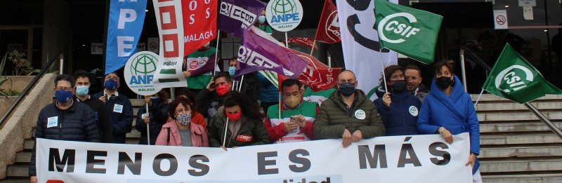 CSIF | CSIF expresa en la calle su rechazo a la supresión de unidades ...