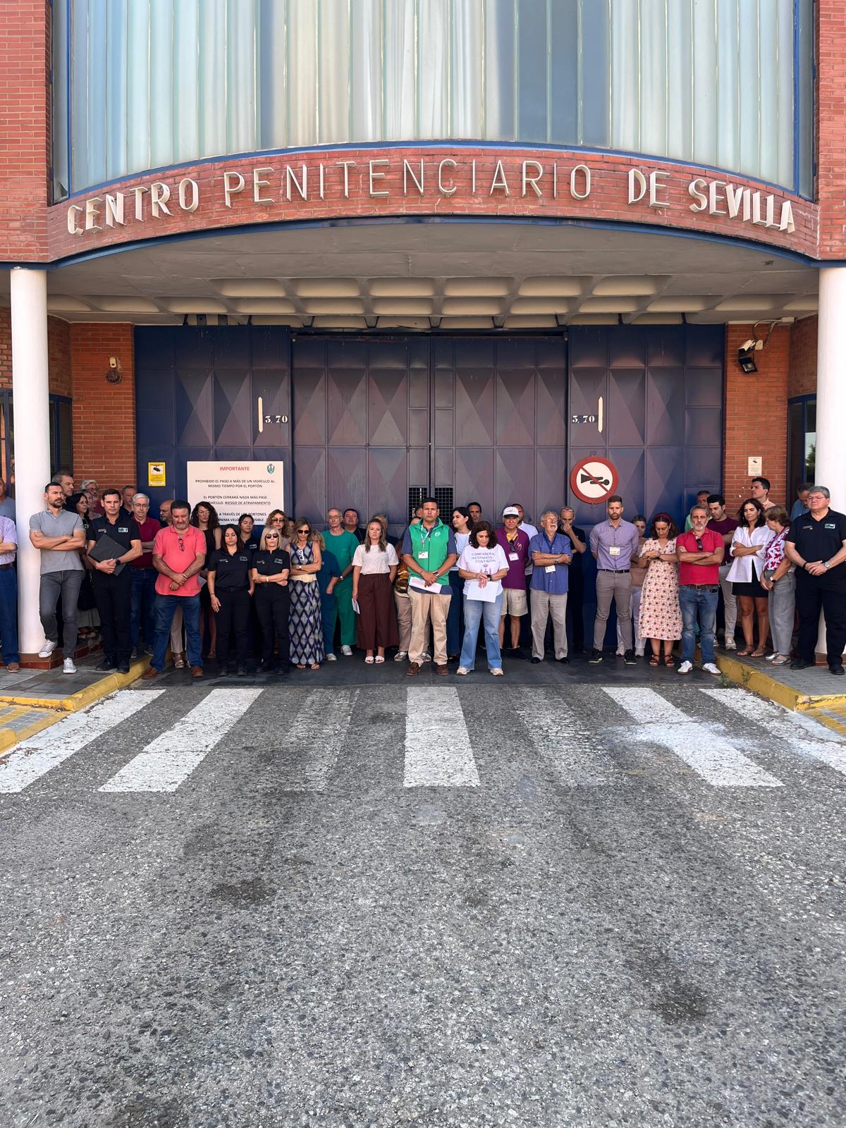 Concentración en la prisión de Sevilla I