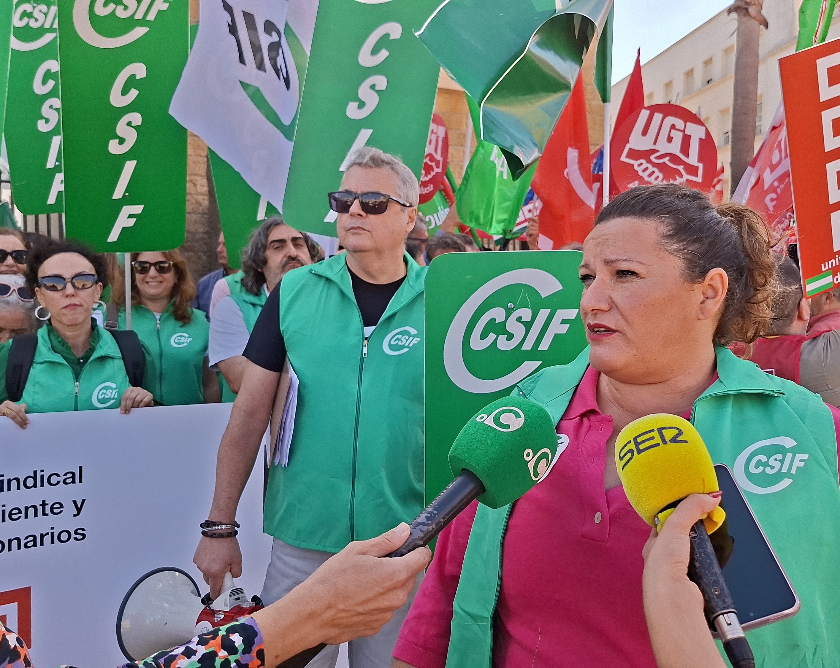 Concentración empleados públicos Cádiz 30oct25 Concentración empleados públicos Cádiz 30oct25