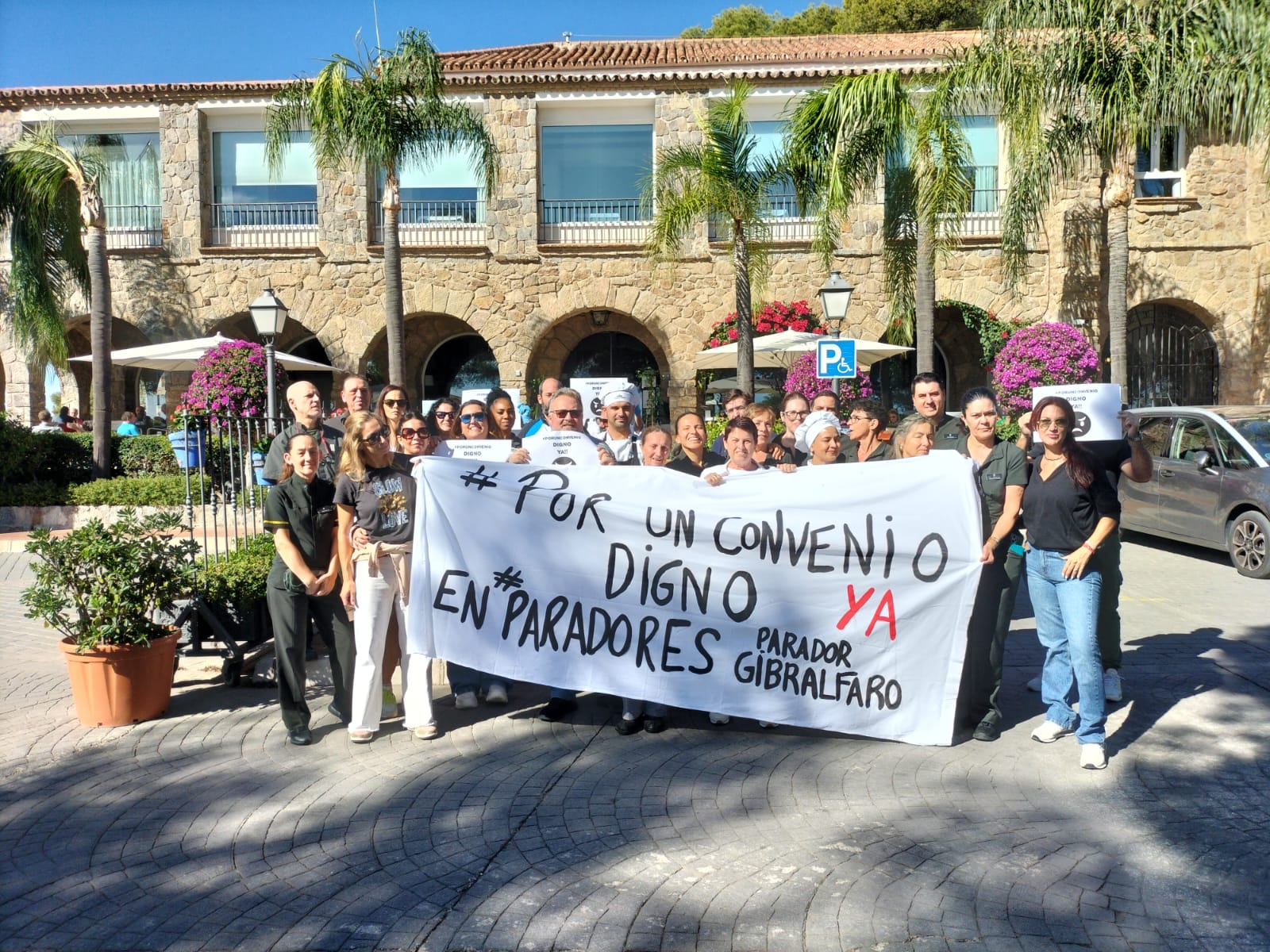 Concentración en el Parador de Gifralfaro (Málaga)