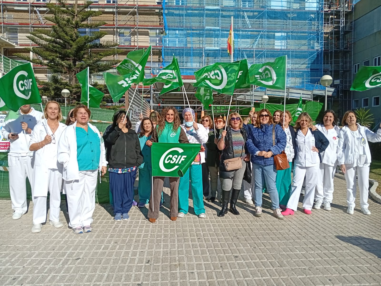 CSIF muestra su apoyo a las TCAE y acude a las concentraciones convocadas para exigir mejoras laborales para el colectivo