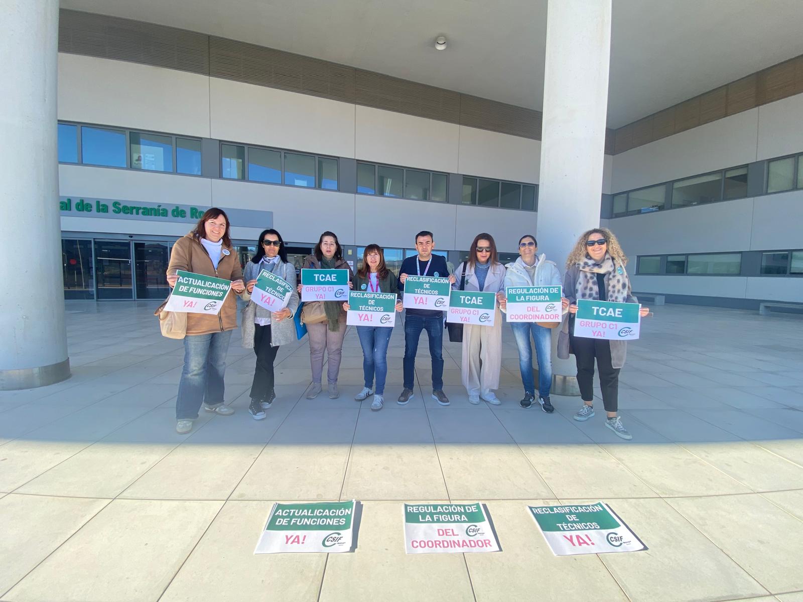 CSIF muestra su apoyo a las TCAE y acude a las concentraciones convocadas para exigir mejoras laborales para el colectivo