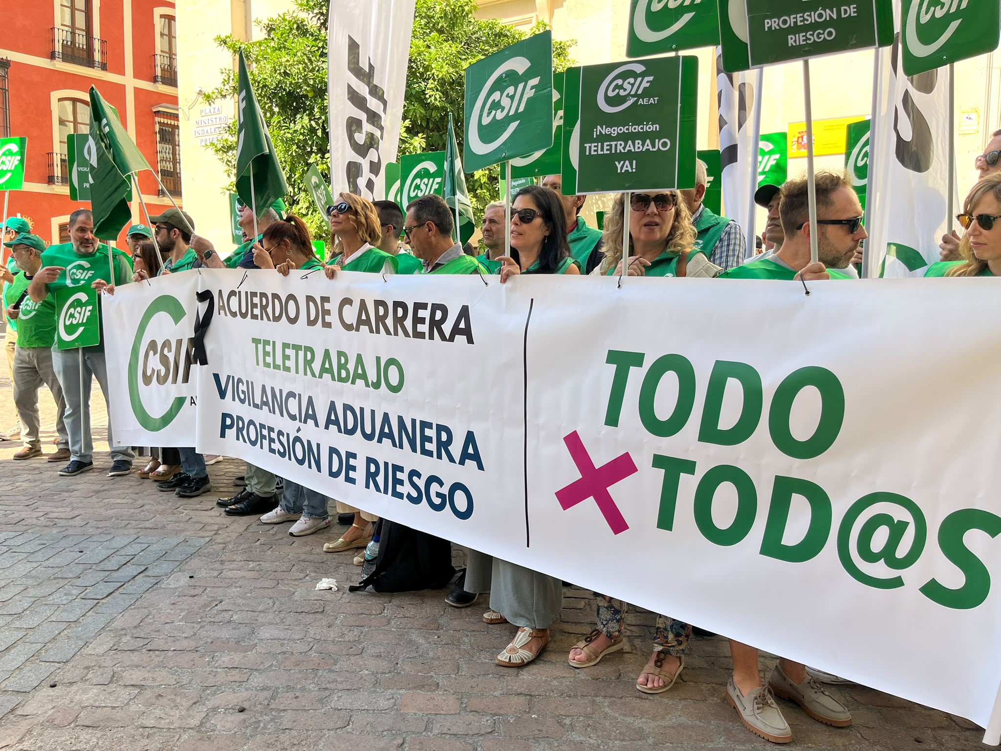 Huelga en la Agencia Tributaria: CSIF se moviliza para exigir un refuerzo de personal y mejoras en las condiciones laborales