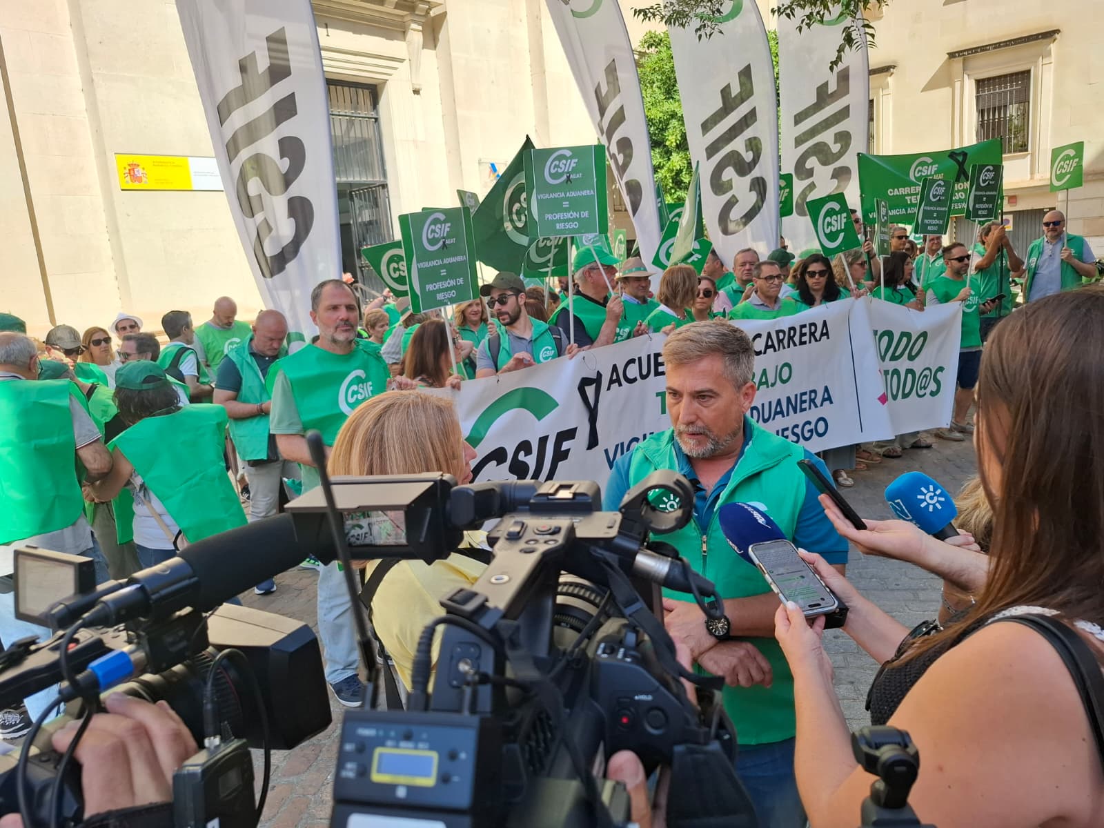 Huelga en la Agencia Tributaria: CSIF se moviliza para exigir un refuerzo de personal y mejoras en las condiciones laborales